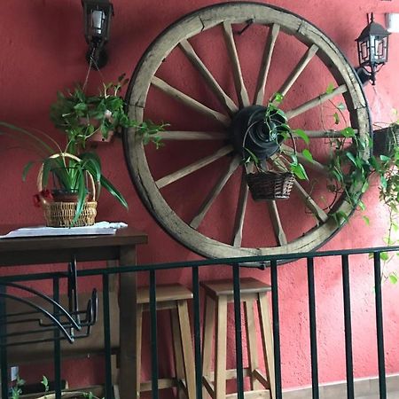 בורגונדו Hotel Rural El Alberche מראה חיצוני תמונה